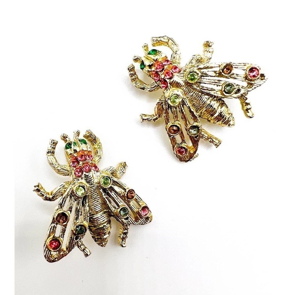 Retro Bug Brooch Duo Vintage Fly Insect Pair Gold Tone Green Pink Rhinestones - Picture 3 of 6